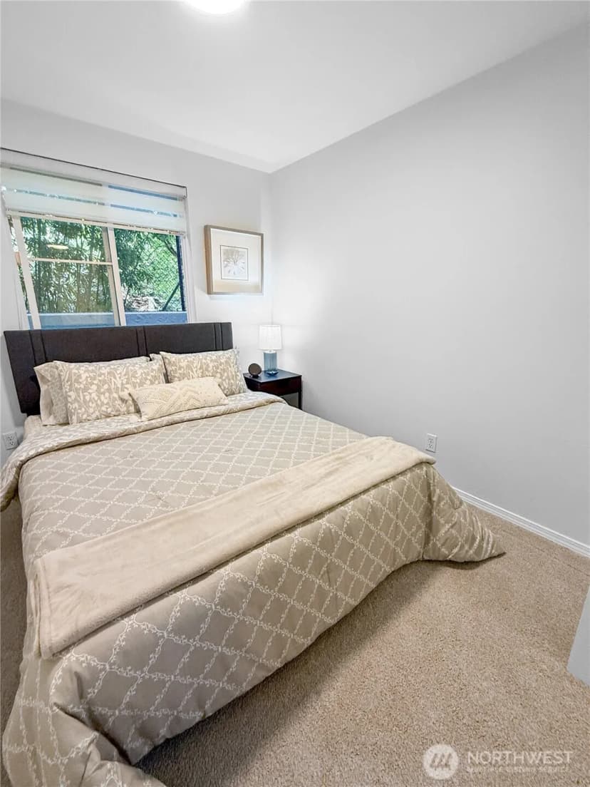 Property photo for 300 10th Avenue ##b-105, Seattle photo 11