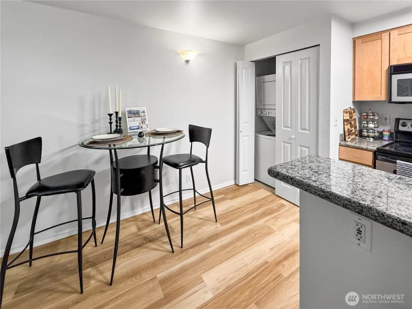 Property photo for 300 10th Avenue ##b-105, Seattle photo 25