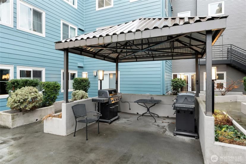 Property photo for 300 10th Avenue ##b-105, Seattle photo 29