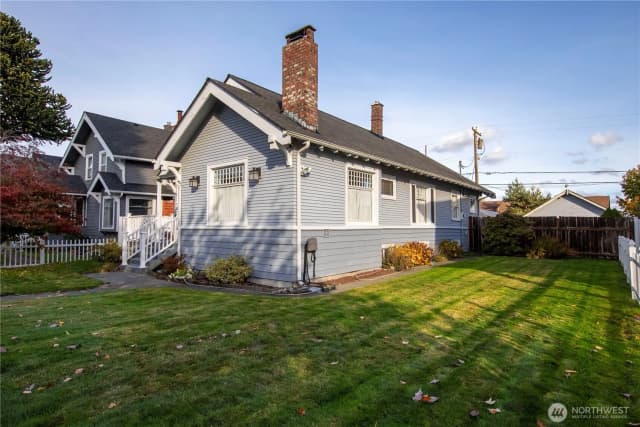 Property photo for 3427 Oakes Avenue, Everett photo 2