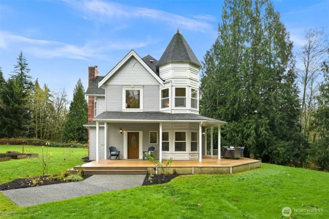 Property photo for 19010 Friday Creek Lane, Burlington