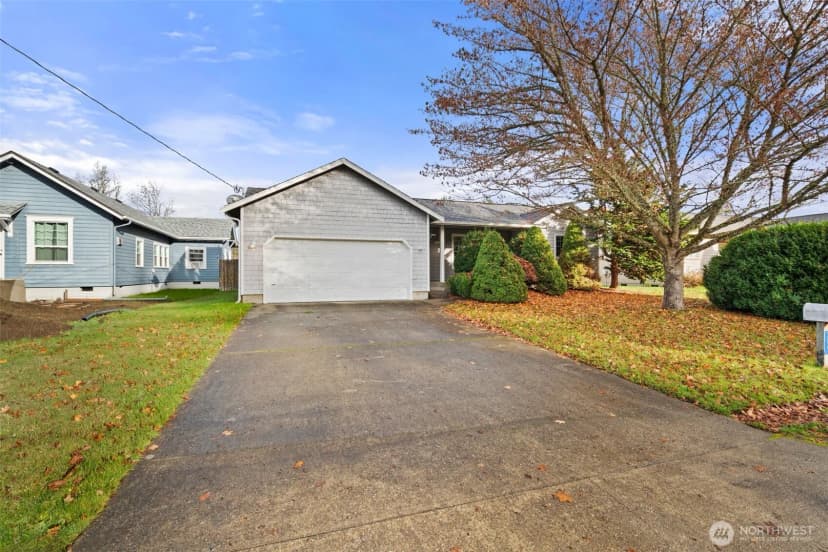 Property photo for 1256 Park Avenue E, Tenino photo 2