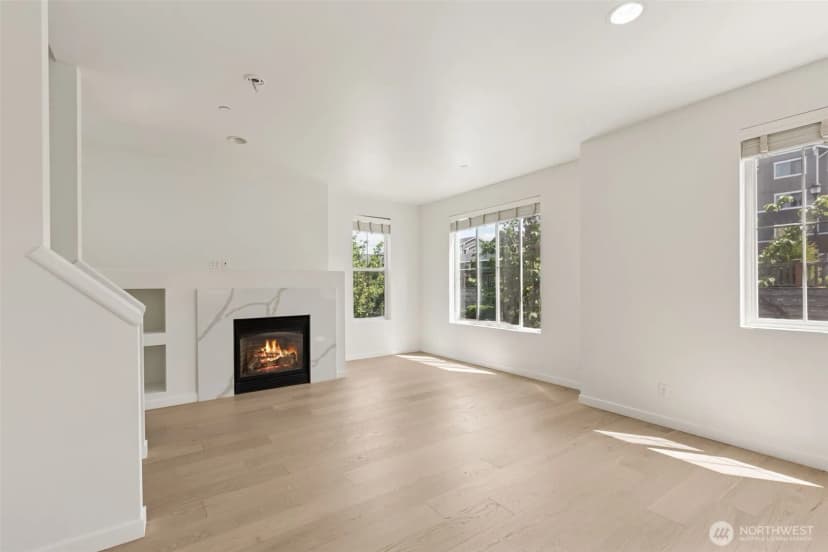 Property photo for 861 5th Place Ne, Issaquah photo 17