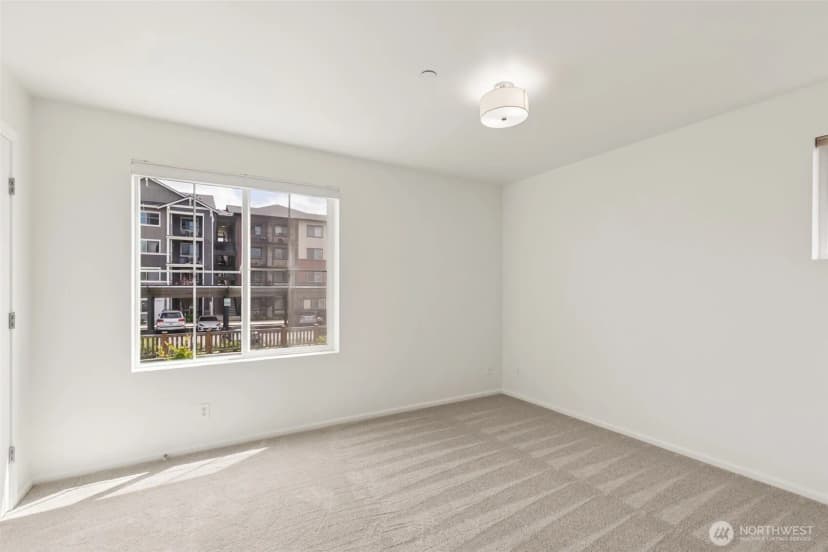 Property photo for 861 5th Place Ne, Issaquah photo 22