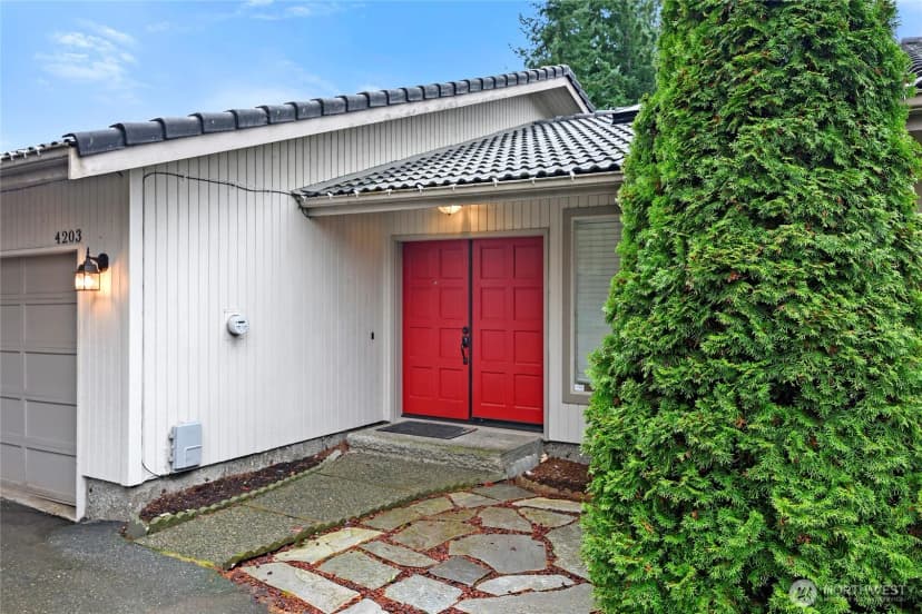Property photo for 4203 Olympus Drive Ne, Bremerton photo 6