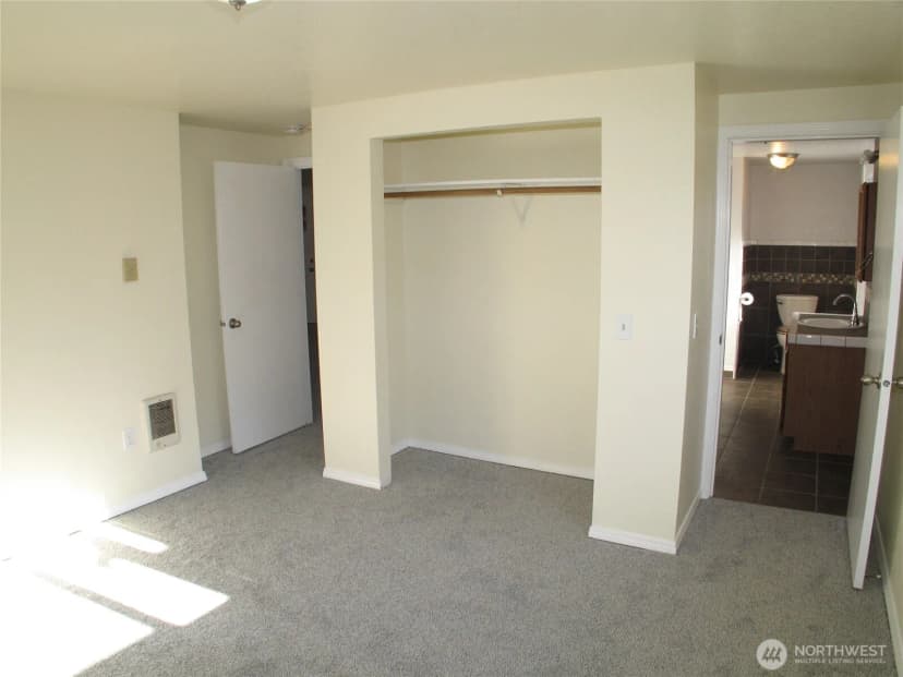 Property photo for 30711 O Place, Ocean Park photo 22