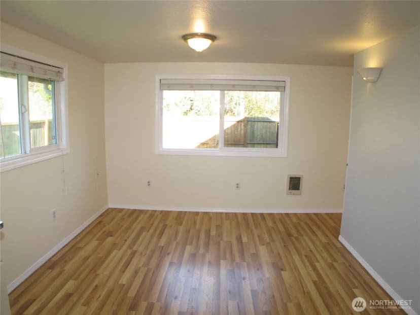 Property photo for 30711 O Place, Ocean Park photo 14