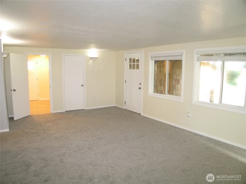 Property photo for 30711 O Place, Ocean Park photo 11