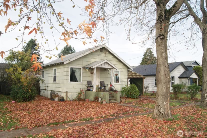 Property photo for 1041 7th Avenue, Longview photo 2