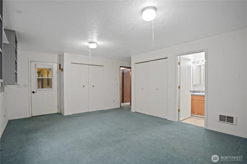 Property photo for 4334 Grand Avenue, Everett photo 12
