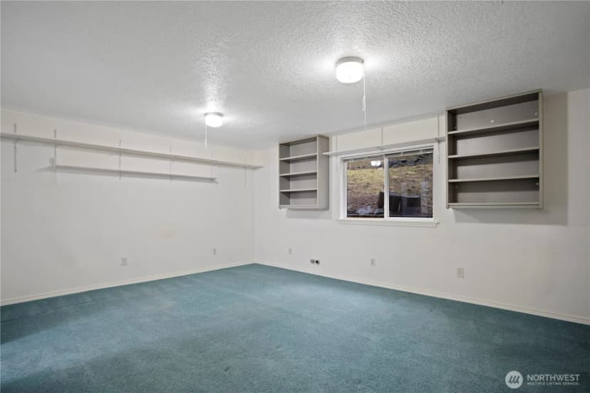 Property photo for 4334 Grand Avenue, Everett photo 10