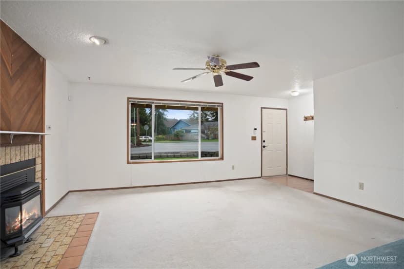 Property photo for 4334 Grand Avenue, Everett photo 6