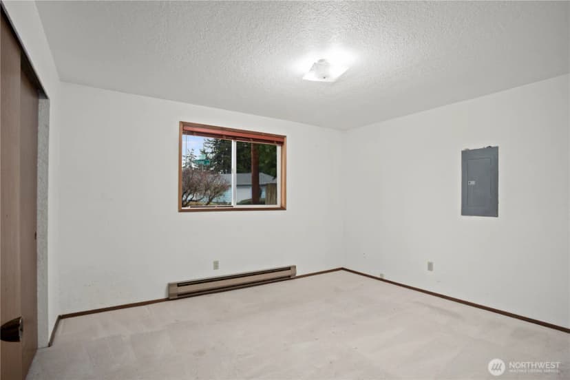 Property photo for 4334 Grand Avenue, Everett photo 15