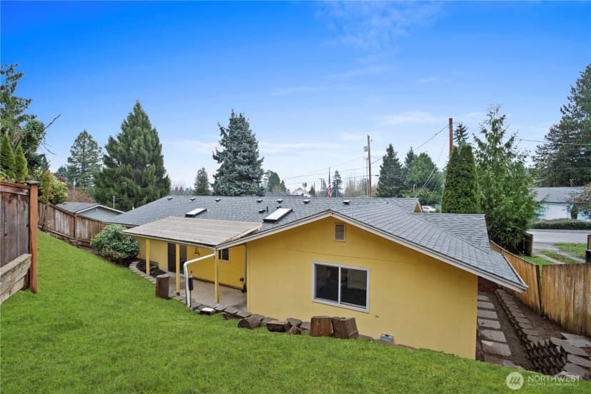Property photo for 4334 Grand Avenue, Everett photo 19