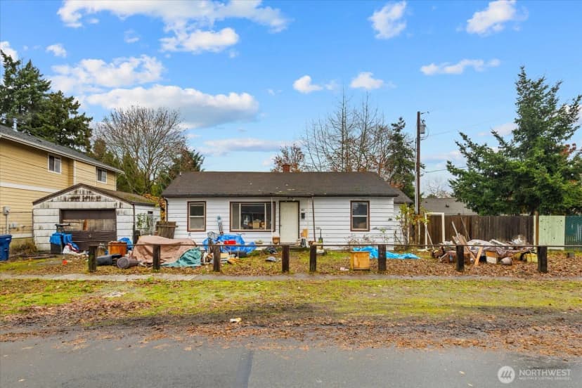 Property photo for 904 B Street Se, Auburn