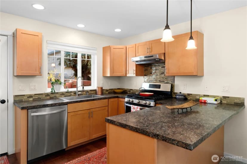 Property photo for 652 Mcpherson Street, Port Townsend photo 8