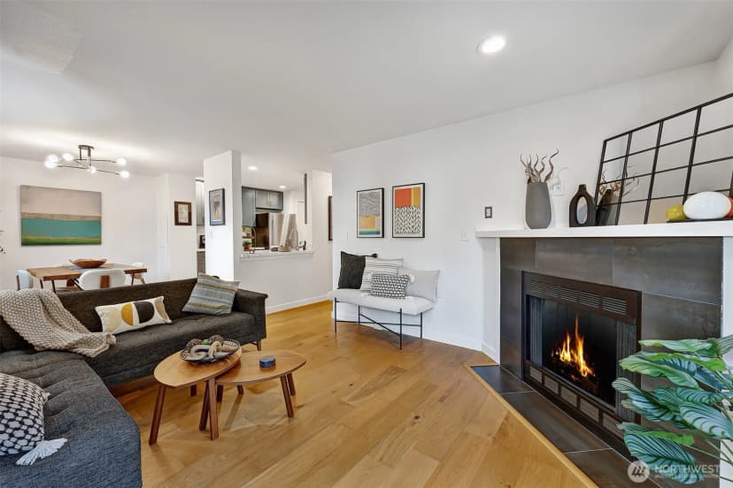 Property photo for 2512 E Madison Street #401, Seattle photo 6