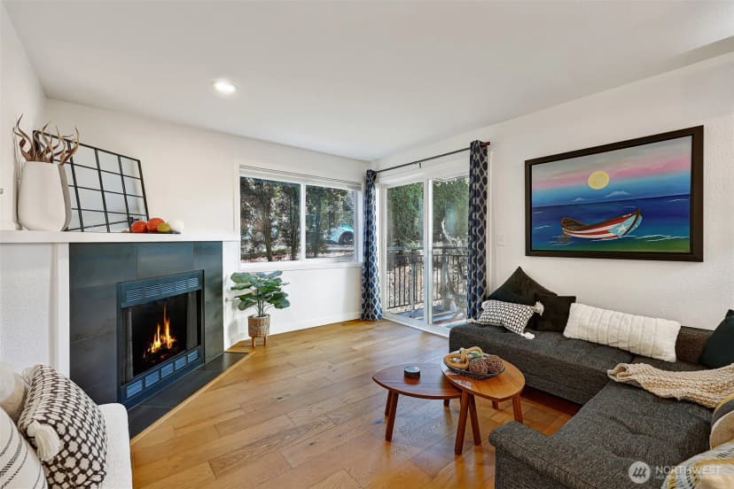 Property photo for 2512 E Madison Street #401, Seattle photo 4