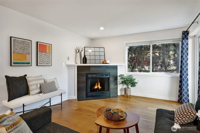 Property photo for 2512 E Madison Street #401, Seattle photo 2