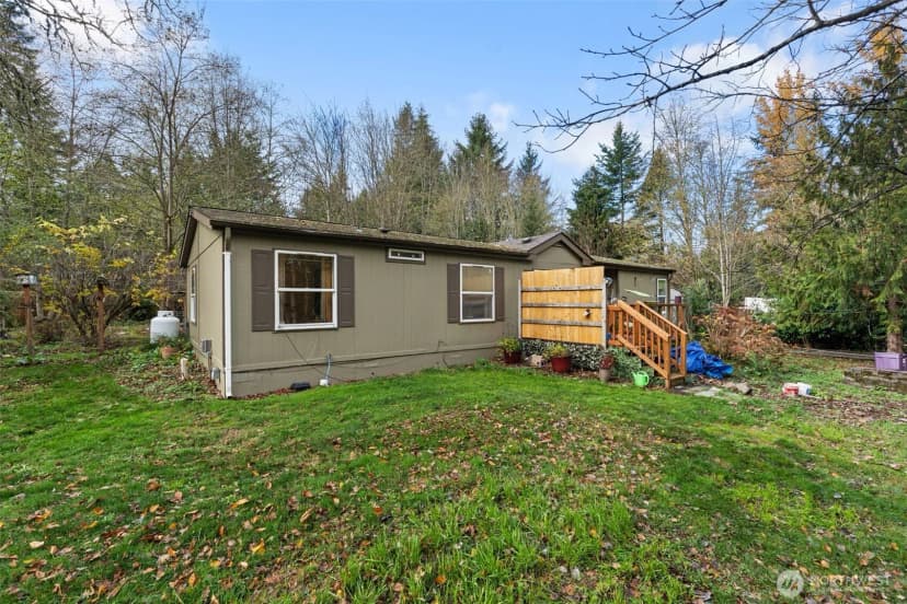 Property photo for 821 Tipsoo Loop S #a, Rainier photo 3