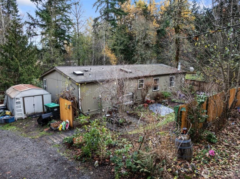 Property photo for 821 Tipsoo Loop S #a, Rainier photo 26