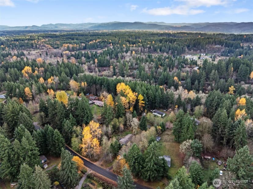 Property photo for 821 Tipsoo Loop S #a, Rainier