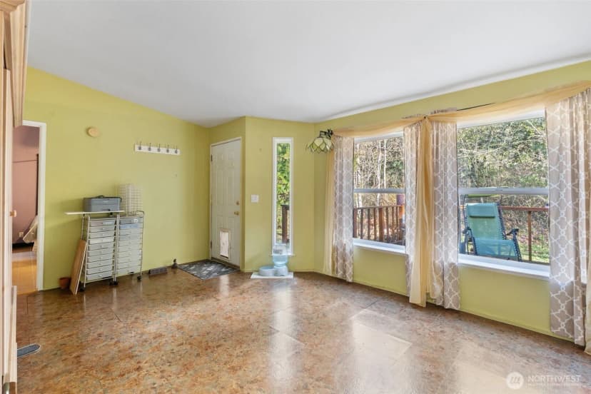 Property photo for 821 Tipsoo Loop S #a, Rainier photo 6