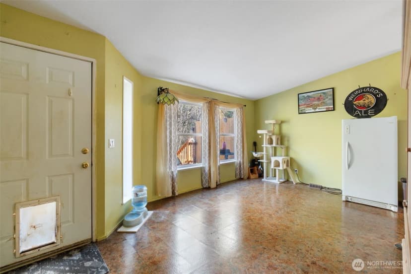 Property photo for 821 Tipsoo Loop S #a, Rainier photo 7