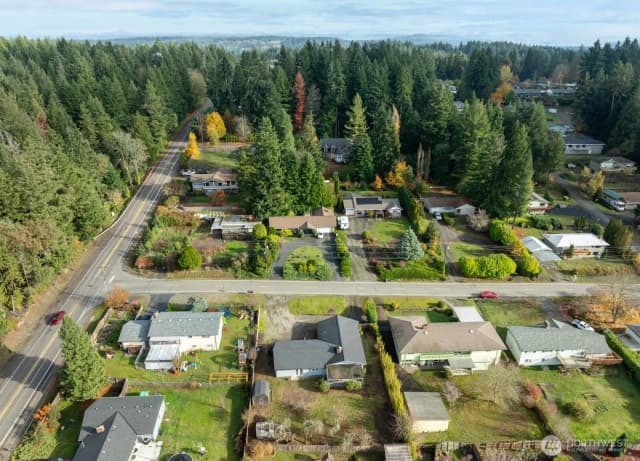 Property photo for 4435 Petersville Rd Ne, Bremerton photo 5