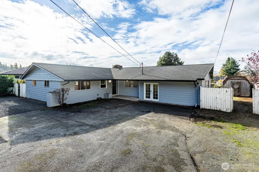 Property photo for 4435 Petersville Rd Ne, Bremerton