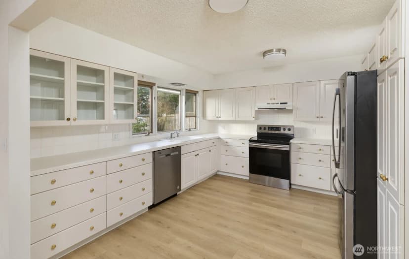 Property photo for 4435 Petersville Rd Ne, Bremerton photo 13