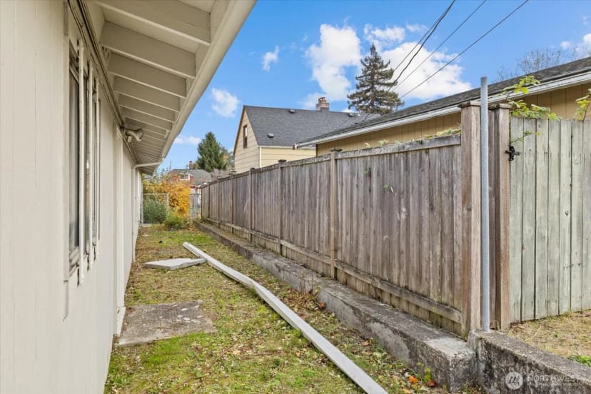 Property photo for 5402 Yakima Avenue, Tacoma photo 29