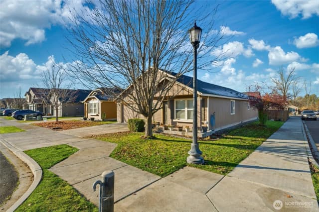 Property photo for 304 Sw Homestead Avenue, College Place photo 3