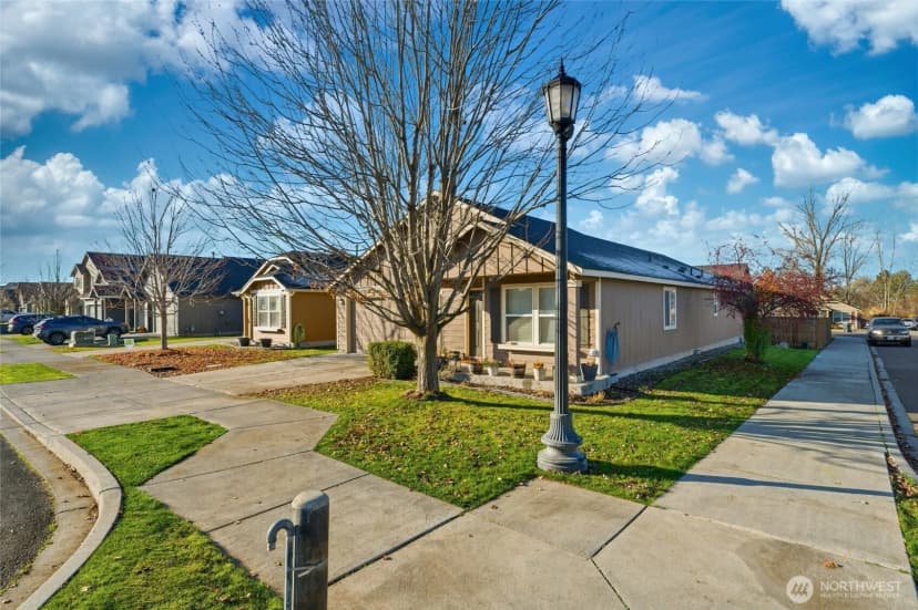 Property photo for 304 Sw Homestead Avenue, College Place photo 3
