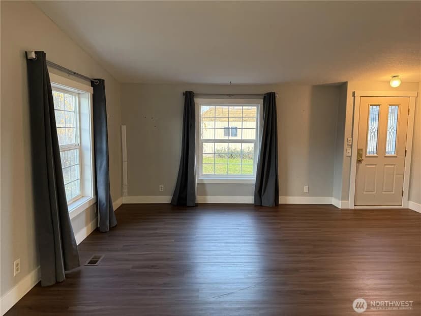 Property photo for 423 Lincoln Avenue, South Cle Elum photo 5