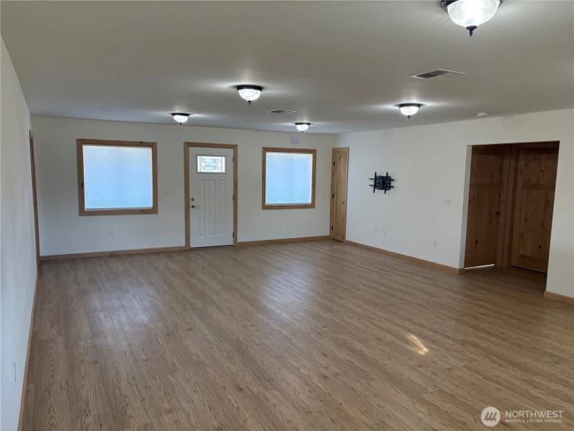 Property photo for 5 Red Apple Drive, Omak photo 3