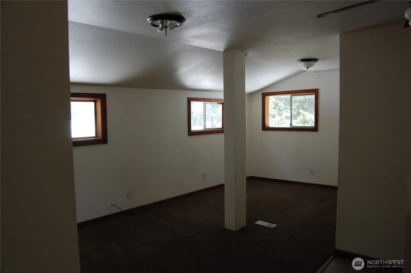 Property photo for 117 E Lake Street, Conconully photo 8