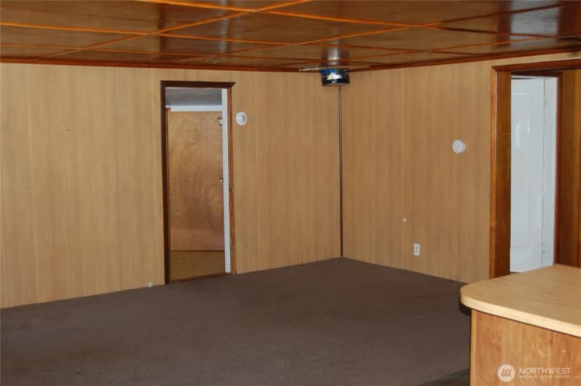 Property photo for 117 E Lake Street, Conconully photo 31