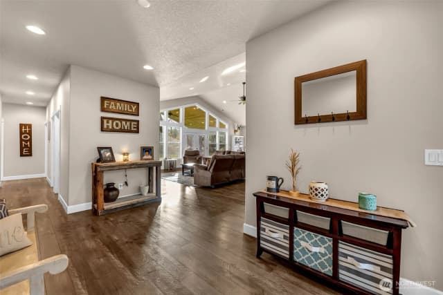 Property photo for 15301 Ne 244th Street, Battle Ground photo 4