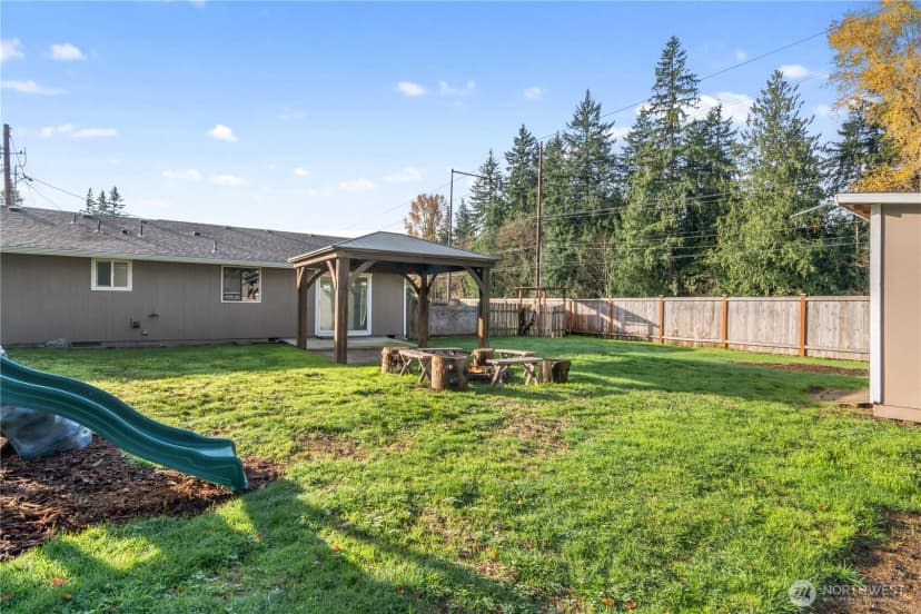 Property photo for 4301 106th Place Ne, Marysville photo 24