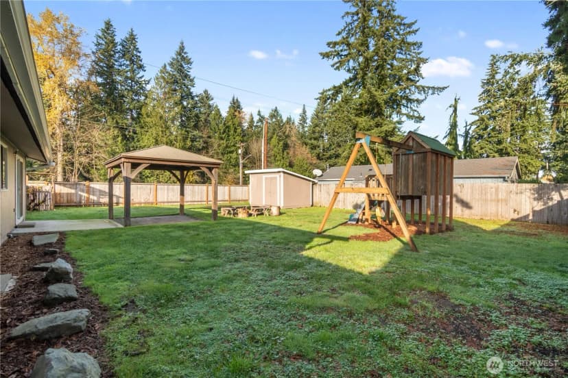 Property photo for 4301 106th Place Ne, Marysville photo 25