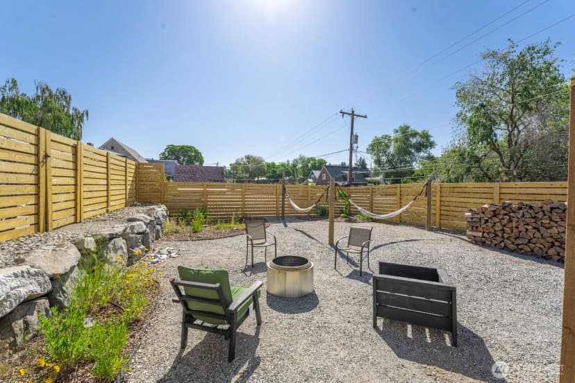 Property photo for 704 E Woodin Avenue, Chelan photo 35