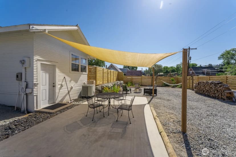 Property photo for 704 E Woodin Avenue, Chelan photo 36