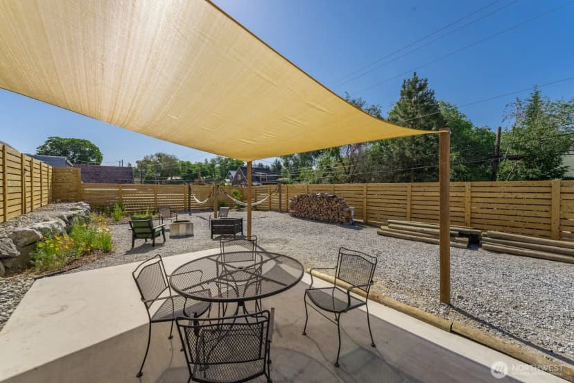 Property photo for 704 E Woodin Avenue, Chelan photo 34