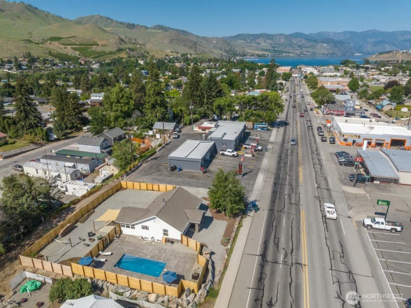 Property photo for 704 E Woodin Avenue, Chelan photo 28