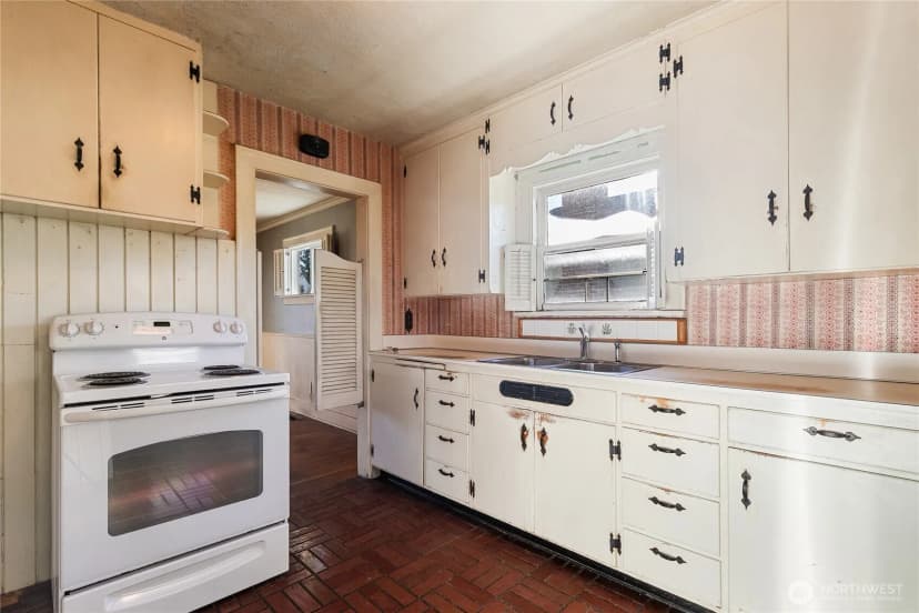Property photo for 2805 Walnut Street, Bellingham photo 9