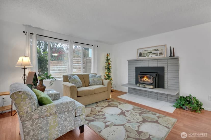 Property photo for 30221 5th Avenue S, Federal Way photo 5