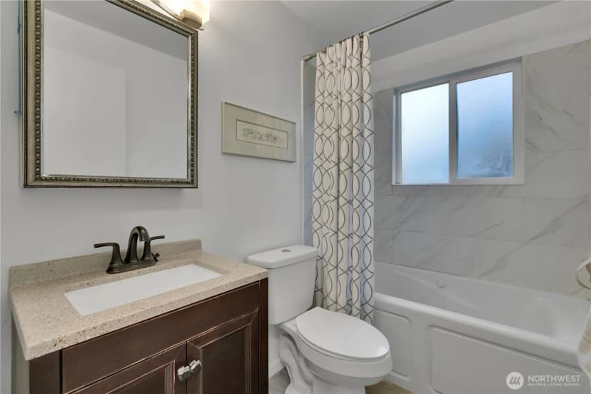 Property photo for 30221 5th Avenue S, Federal Way photo 18