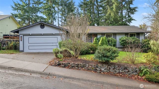 Property photo for 13529 Se 161st #place, Renton photo 2