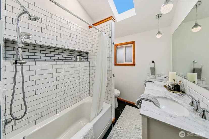 Property photo for 3717 Sw Tillman Street, Seattle photo 15
